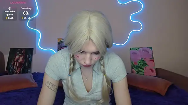 EvelinaLuu online show from February 28, 2025, 1:05 am