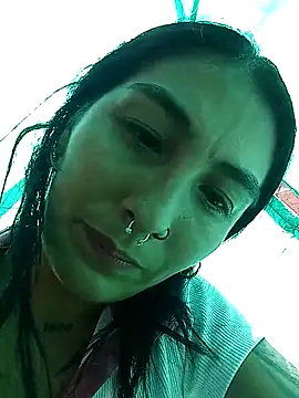 single mother indecent online show from September 15, 2025, 2:17 pm