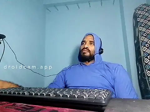 Snapshot of YOX22 chatting on March 8, 2025, 4:34 am YOX22 online show from March 8, 2025, 4:34 am