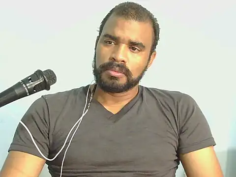 Snapshot of YOX22 chatting on February 13, 2026, 1:40 pm YOX22 online show from February 13, 2026, 1:40 pm