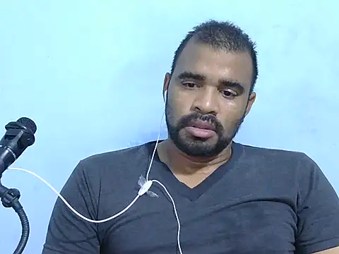 Snapshot of YOX22 chatting on February 27, 2026, 6:13 am YOX22 online show from February 27, 2026, 6:13 am