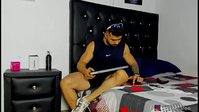 mikeblaree online show from April 4, 2026, 6:27 pm