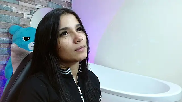 Gaby tay1 online show from March 17, 2026, 3:33 am