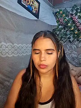 leandro49112 online show from May 13, 2026, 11:11 pm