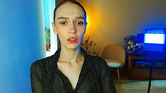 Lady Sunshine  online show from March 19, 2026, 7:23 am