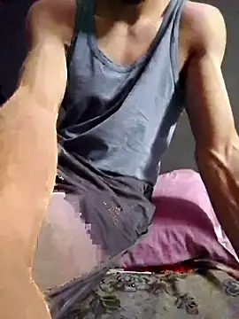 Snapshot of Adem_usr chatting on February 8, 2025, 11:55 am Adem usr online show from February 8, 2025, 11:55 am