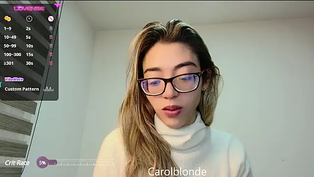 Snapshot of Carolblonde chatting on March 7, 2025, 7:19 am Carolblonde online show from March 7, 2025, 7:19 am