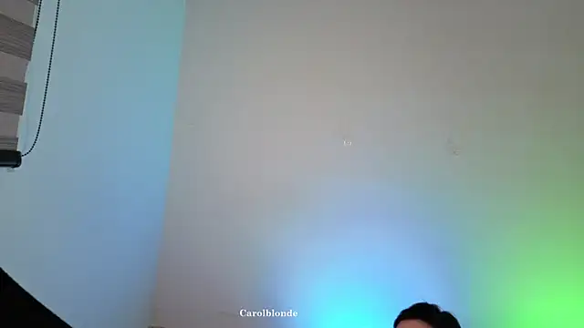 Snapshot of Carolblonde chatting on April 8, 2026, 11:27 pm Carolblonde online show from April 8, 2026, 11:27 pm