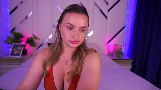 LindsieGreyy online show from October 2, 2025, 6:09 am