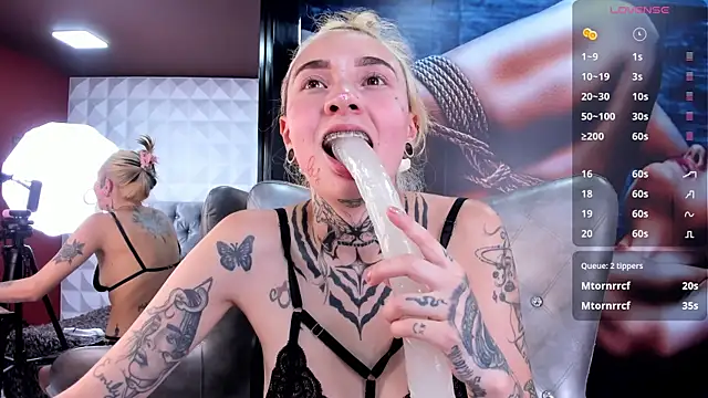 miss   angel online show from February 15, 2025, 9:26 pm