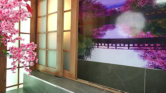 miss   angel online show from November 7, 2025, 6:08 pm