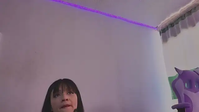 Snapshot of lizy_miller1 chatting on March 18, 2025, 1:53 pm lizy miller1 online show from March 18, 2025, 1:53 pm