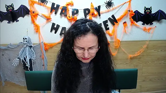 Miroslava Happi online show from November 3, 2025, 6:36 am