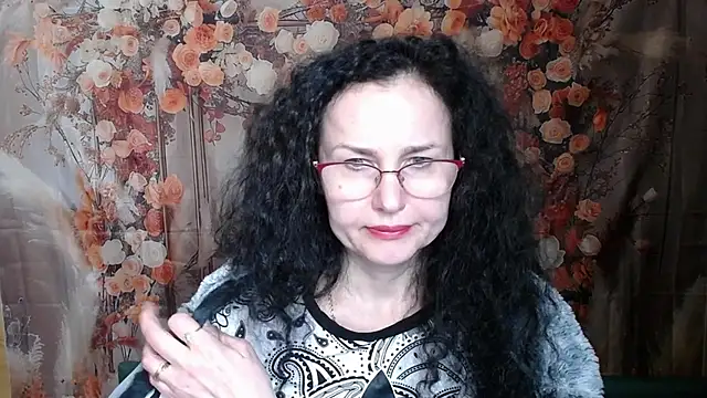 Snapshot of Miroslava_Happi chatting on April 9, 2026, 6:02 am Miroslava Happi online show from April 9, 2026, 6:02 am