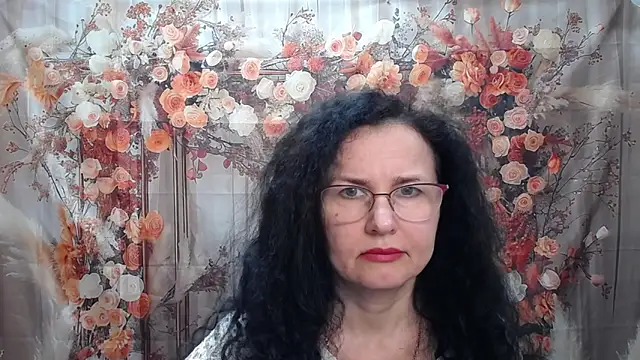 Snapshot of Miroslava_Happi chatting on April 13, 2026, 5:46 am Miroslava Happi online show from April 13, 2026, 5:46 am