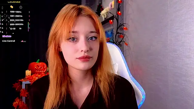 Hisoka akerley online show from October 24, 2025, 5:42 pm