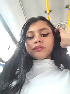 CHLOE ISABELL online show from February 16, 2025, 5:26 pm