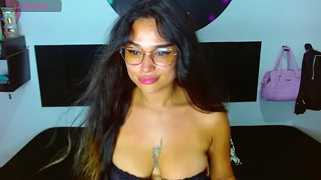 Snapshot of Ana_Riderr chatting on February 20, 2026, 6:26 am Ana Riderr online show from February 20, 2026, 6:26 am