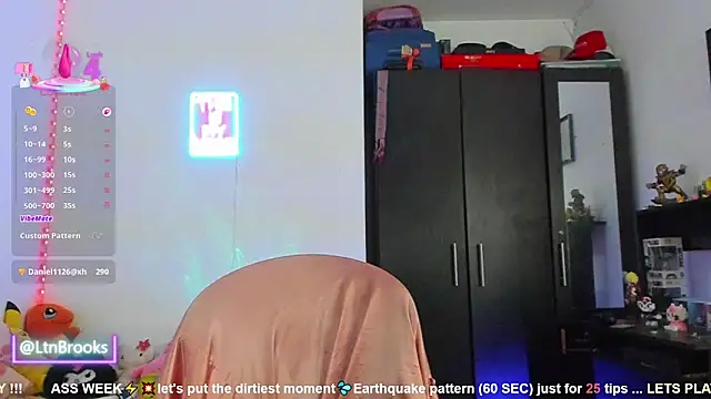 Annaa Brooks online show from October 12, 2025, 12:04 pm