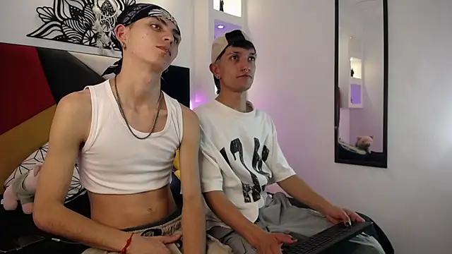 MaikyCooper online show from February 28, 2025, 5:15 am