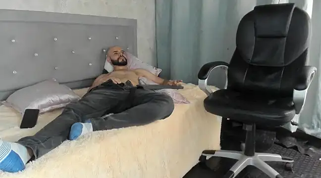 Luke Diaz7 online show from February 14, 2025, 3:00 am