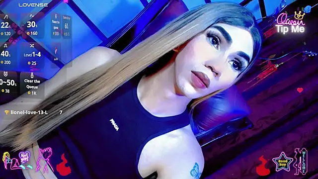 emelly horny  online show from February 13, 2026, 11:45 pm