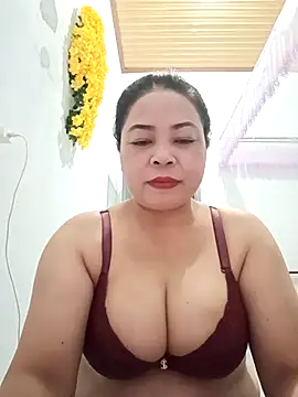 Baby-bigtits2024 online show from February 16, 2025, 10:54 pm
