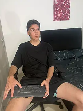 jacknoriz online show from February 14, 2025, 10:49 am