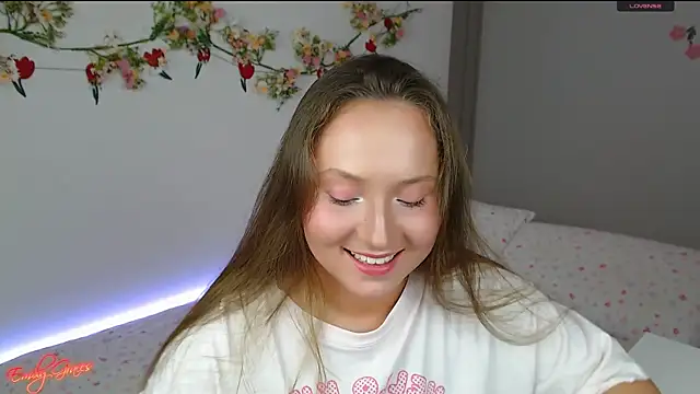 EmilyxxGraces online show from April 16, 2026, 10:23 pm