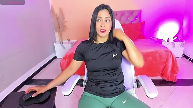 cristal crossfitx online show from November 19, 2025, 10:04 am