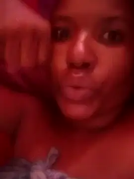 Snapshot of Coco_Nile chatting on February 17, 2025, 2:37 pm Coco Nile online show from February 17, 2025, 2:37 pm