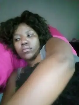 Snapshot of Coco_Nile chatting on February 18, 2025, 8:25 pm Coco Nile online show from February 18, 2025, 8:25 pm