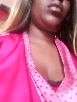 Snapshot of Coco_Nile chatting on March 14, 2025, 4:32 am Coco Nile online show from March 14, 2025, 4:32 am