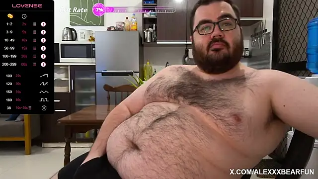 alexxxbear online show from September 26, 2025, 8:35 pm