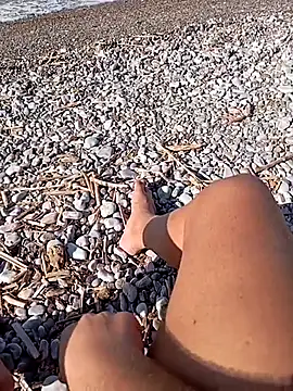 gkal7877  online show from September 26, 2025, 1:15 pm