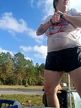 favoritestepsis online show from November 18, 2025, 8:13 pm