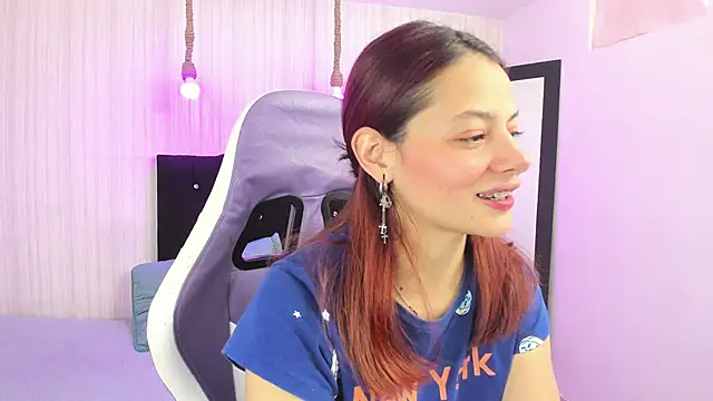 Snapshot of nicky_angel1 chatting on January 14, 2026, 6:57 pm nicky angel1 online show from January 14, 2026, 6:57 pm