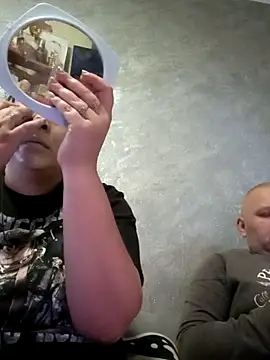 Greta Tamar online show from November 14, 2025, 5:39 am