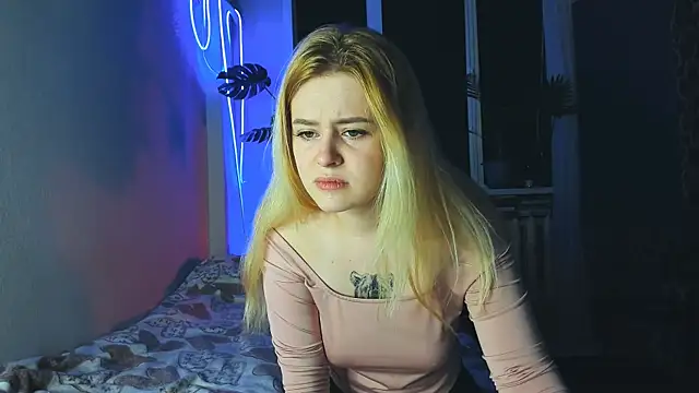 Snapshot of Alexa_Pirs chatting on February 19, 2025, 2:44 pm Alexa Pirs online show from February 19, 2025, 2:44 pm