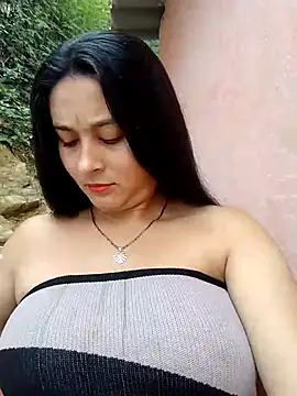 Snapshot of Pussy-Hairy-Horny chatting on March 19, 2025, 1:07 pm Pussy-Hairy-Horny online show from March 19, 2025, 1:07 pm