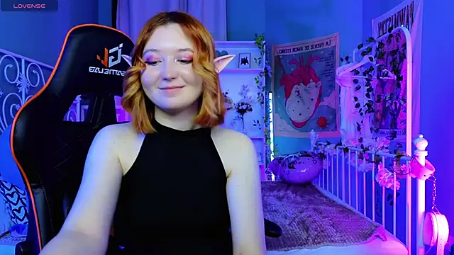 Snapshot of MizukiNoYoru chatting on February 17, 2025, 1:04 am MizukiNoYoru online show from February 17, 2025, 1:04 am