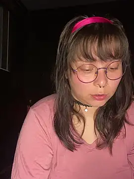 Solo yoss online show from September 29, 2025, 6:18 am