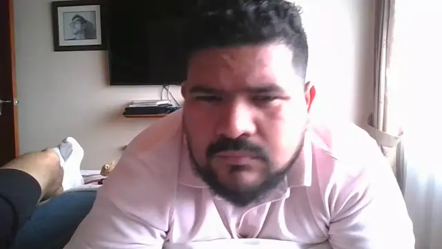 oscarshow24 online show from May 28, 2026, 6:49 pm