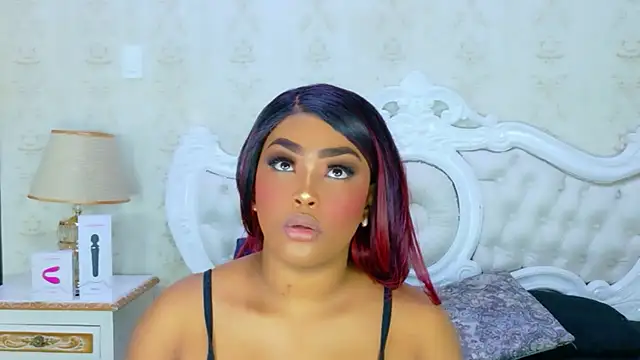 TianahGlow online show from December 22, 2025, 8:50 pm