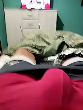 Snapshot of Luiyi1997 chatting on March 10, 2025, 3:12 am Luiyi1997 online show from March 10, 2025, 3:12 am