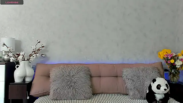 Snapshot of Tina_Mart chatting on October 24, 2025, 10:55 am Tina Mart online show from October 24, 2025, 10:55 am