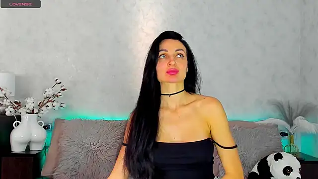 Snapshot of Tina_Mart chatting on November 22, 2025, 11:53 am Tina Mart online show from November 22, 2025, 11:53 am