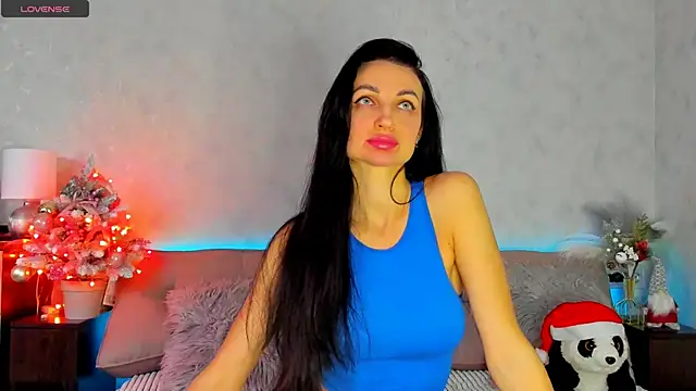 Snapshot of Tina_Mart chatting on December 16, 2025, 11:15 am Tina Mart online show from December 16, 2025, 11:15 am