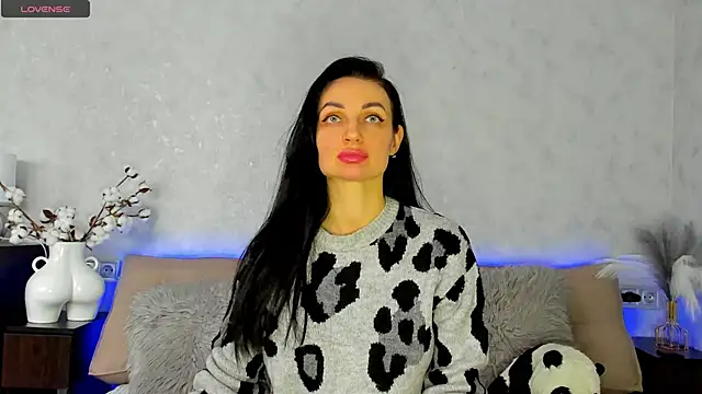 Snapshot of Tina_Mart chatting on January 11, 2026, 11:48 am Tina Mart online show from January 11, 2026, 11:48 am