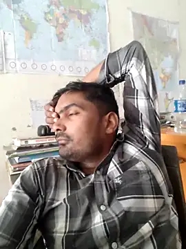 Snapshot of ccuteboyyyy chatting on November 5, 2025, 7:52 am ccuteboyyyy online show from November 5, 2025, 7:52 am